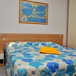 公寓 Cozy Flat With Shared Pool-beahost *